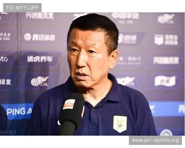 CCTV16直击泰山对蓉城边后卫告急崔康熙或重启防反战术